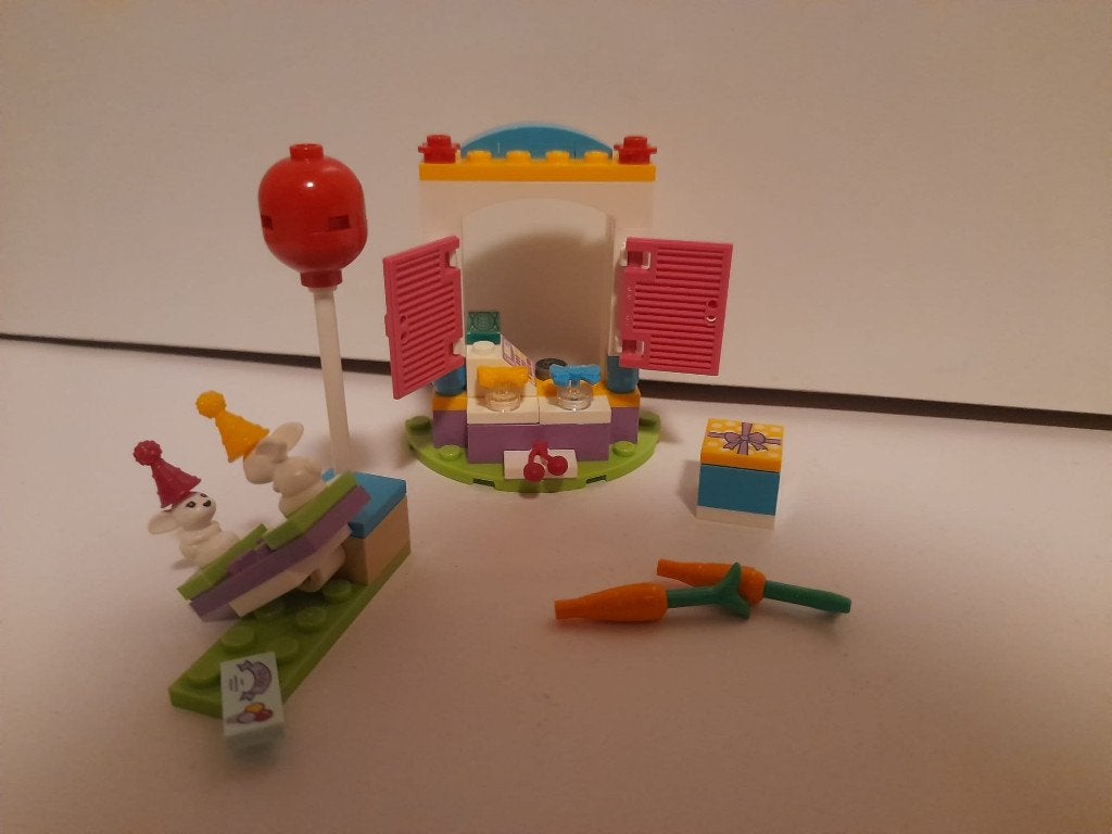 Lego Friends konijnen feestwinkeltje 41113, Kinderen en Baby's, Speelgoed | Duplo en Lego, Lego, Friends, Ophalen of Verzenden
