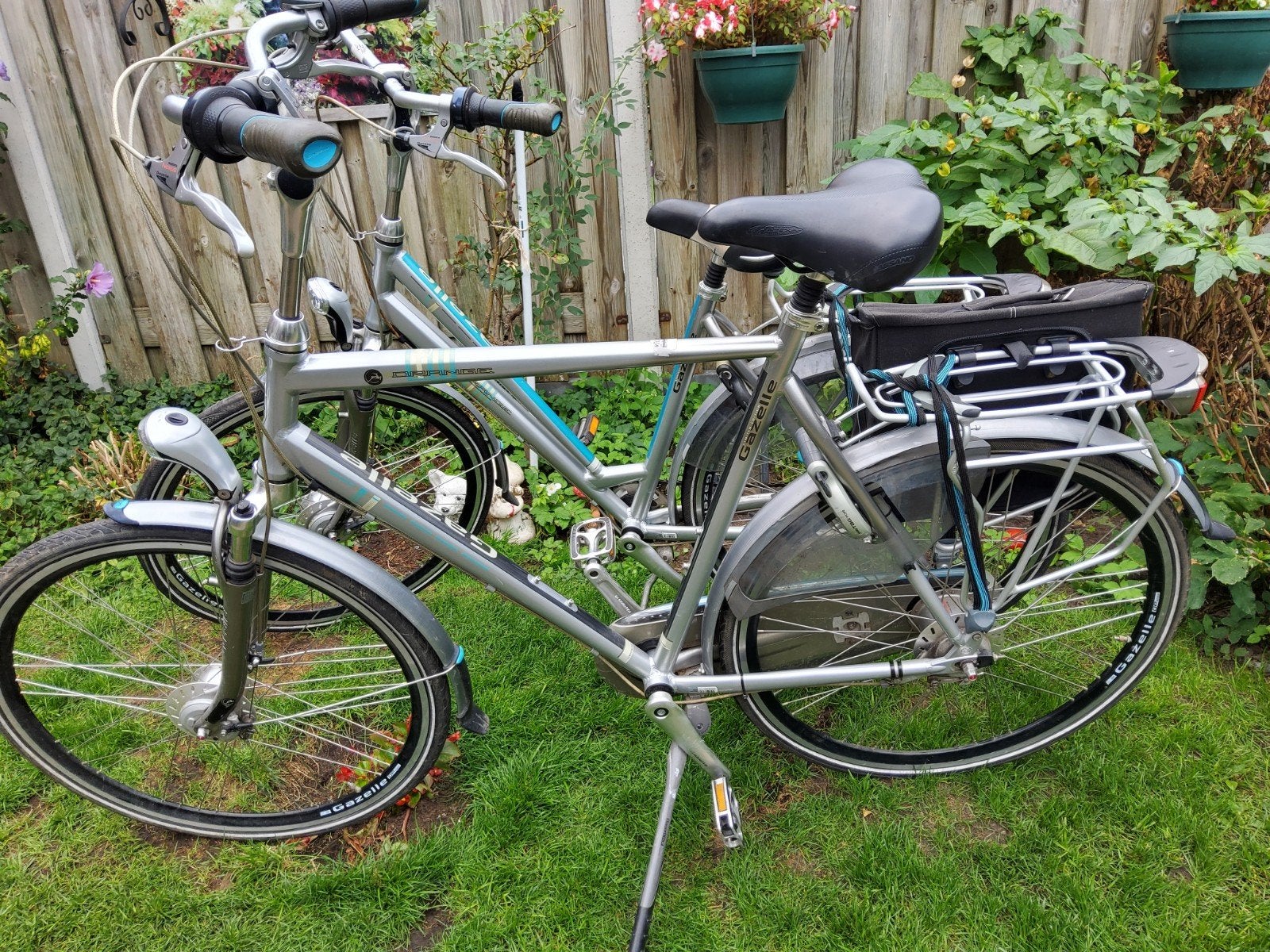 Setje fietsen gazelle 8 versnellingen, 55 tot 59 cm, Ophalen of Verzenden, Zo goed als nieuw, Gazelle