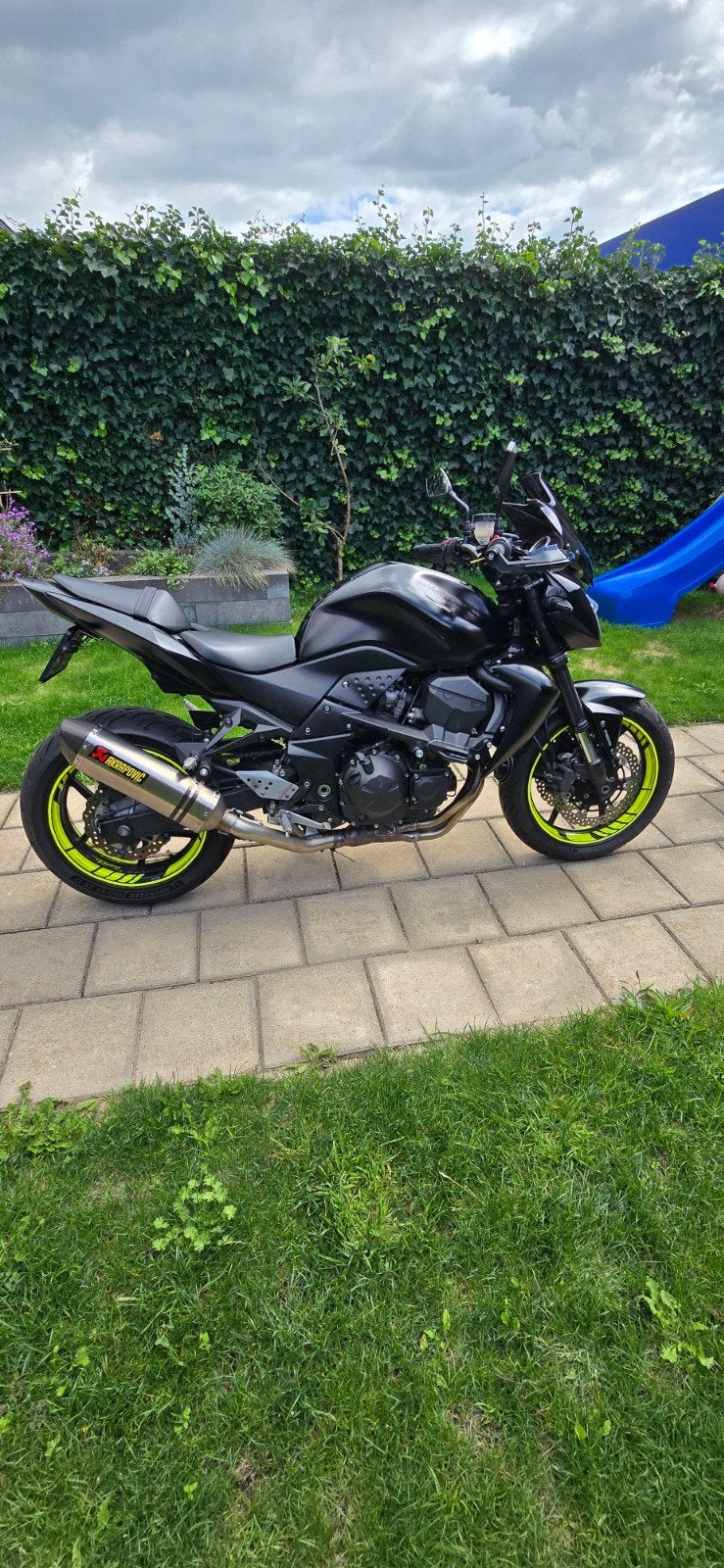 Kawasaki Z750 2012 met Akrapovic uitlaat en ABS, Motoren, Motoren | Kawasaki, 750 cc, 4 cilinders, Motorrijbewijs A, Particulier