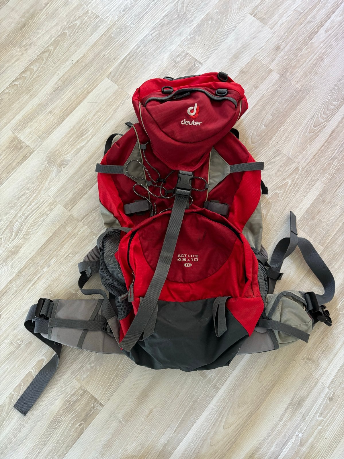 Deuter Act Lite 45+10 Trekking Rugzak met regenhoes, Overige merken, Gebruikt, 25 tot 40 cm, Ophalen of Verzenden