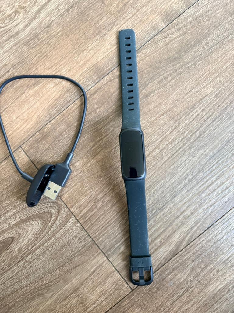 Fitbit horloge, Ophalen of Verzenden, Nieuw, Zwart, Android