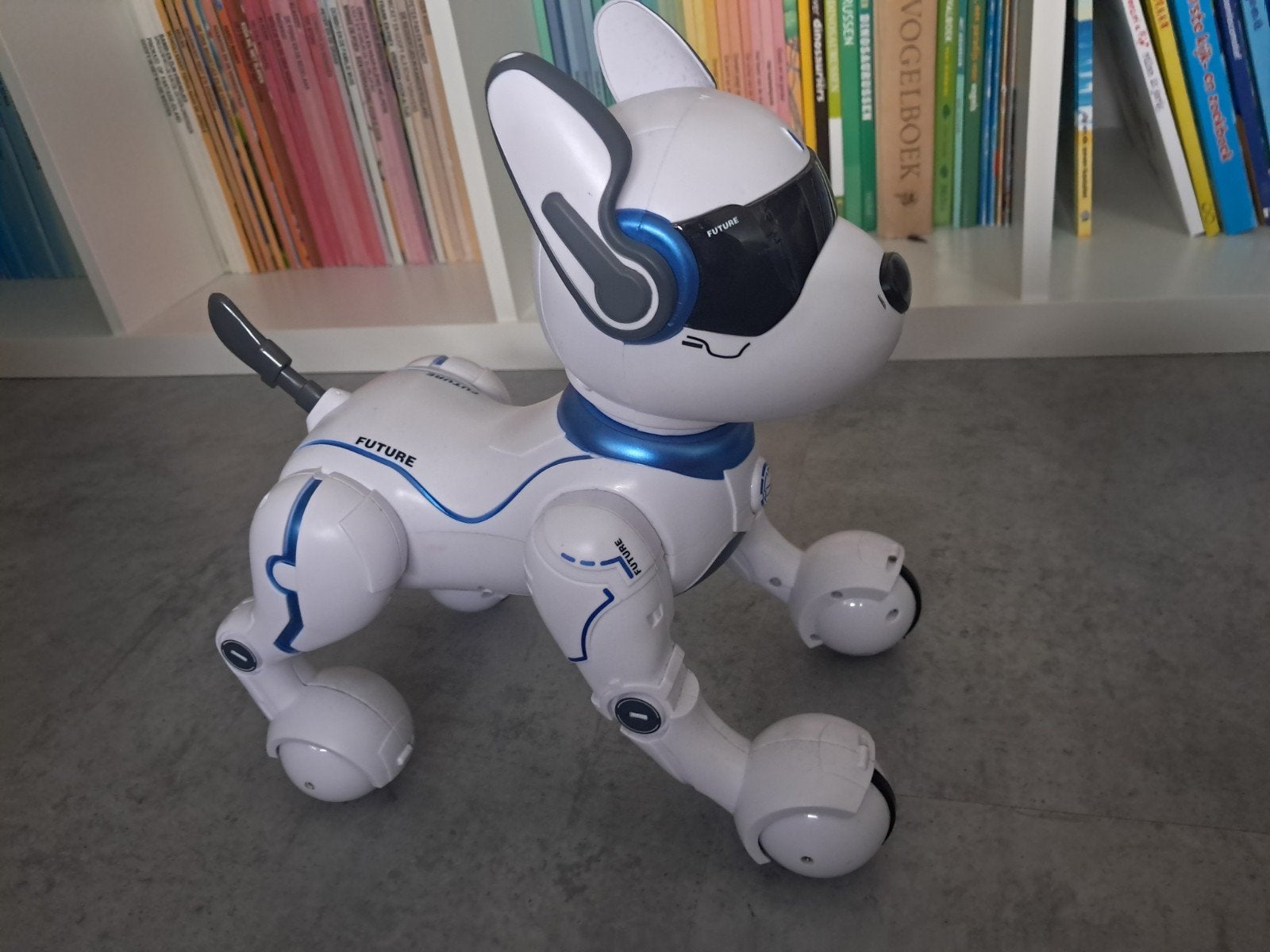 Interactieve Robot Hond - Speelgoed met Geluid en Beweging, Ophalen, Zo goed als nieuw