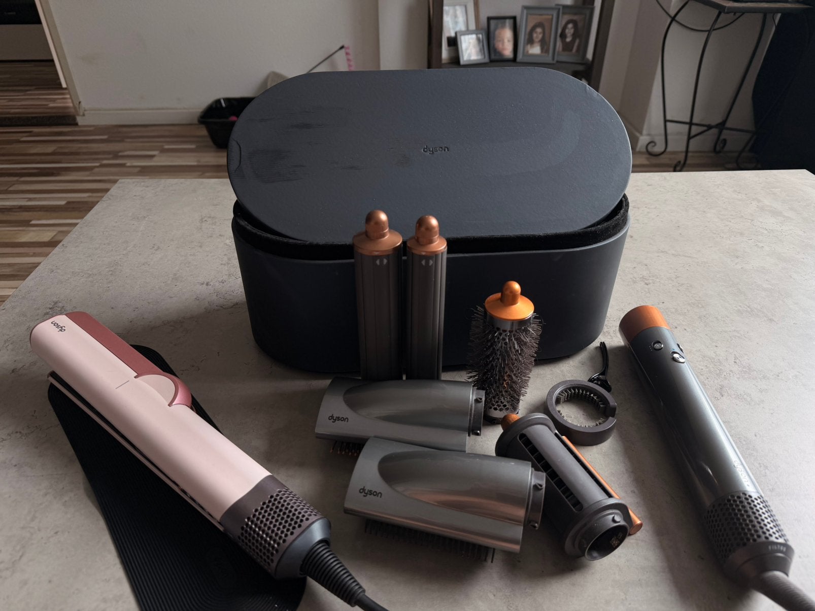 Dyson airstrait wet-to-dry + dyson airwrap MAG SAMEN WEG, Ophalen, Zo goed als nieuw, Föhn of Haardroger