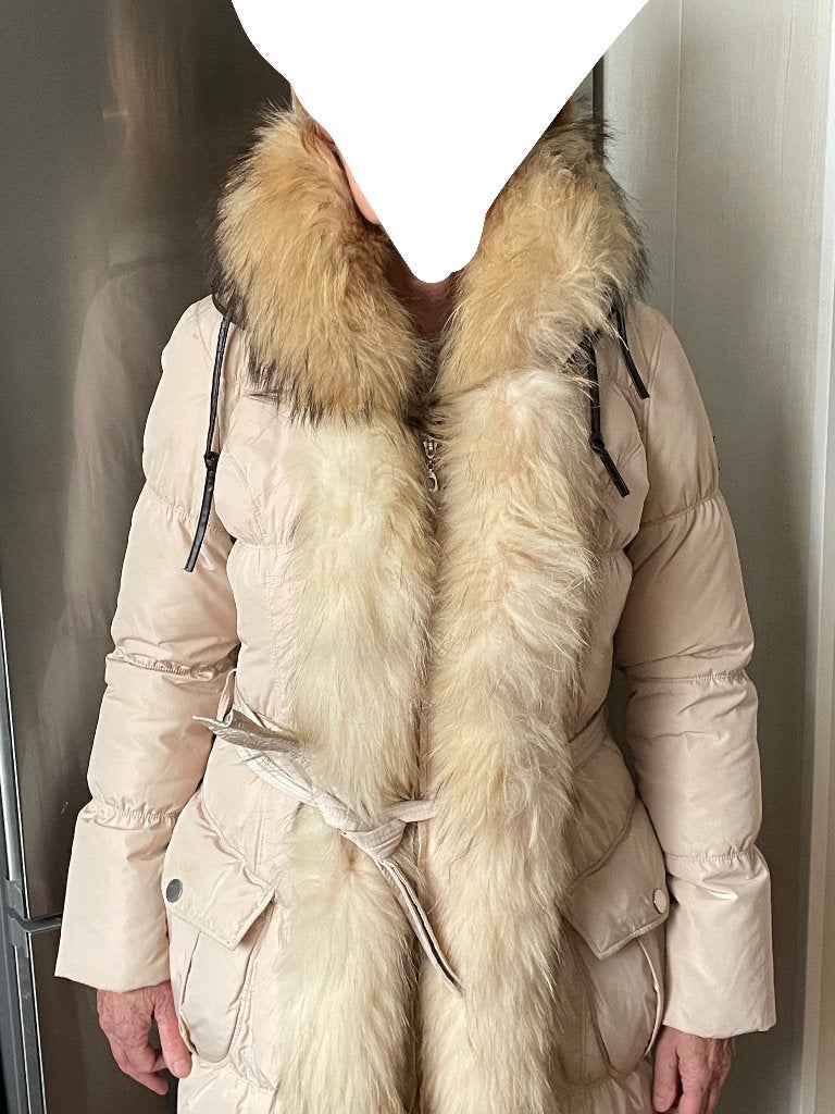 Lange dames winterjas met warme kraag, Kleding | Dames, Ophalen of Verzenden, Gedragen, Maat 38/40 (M), Beige
