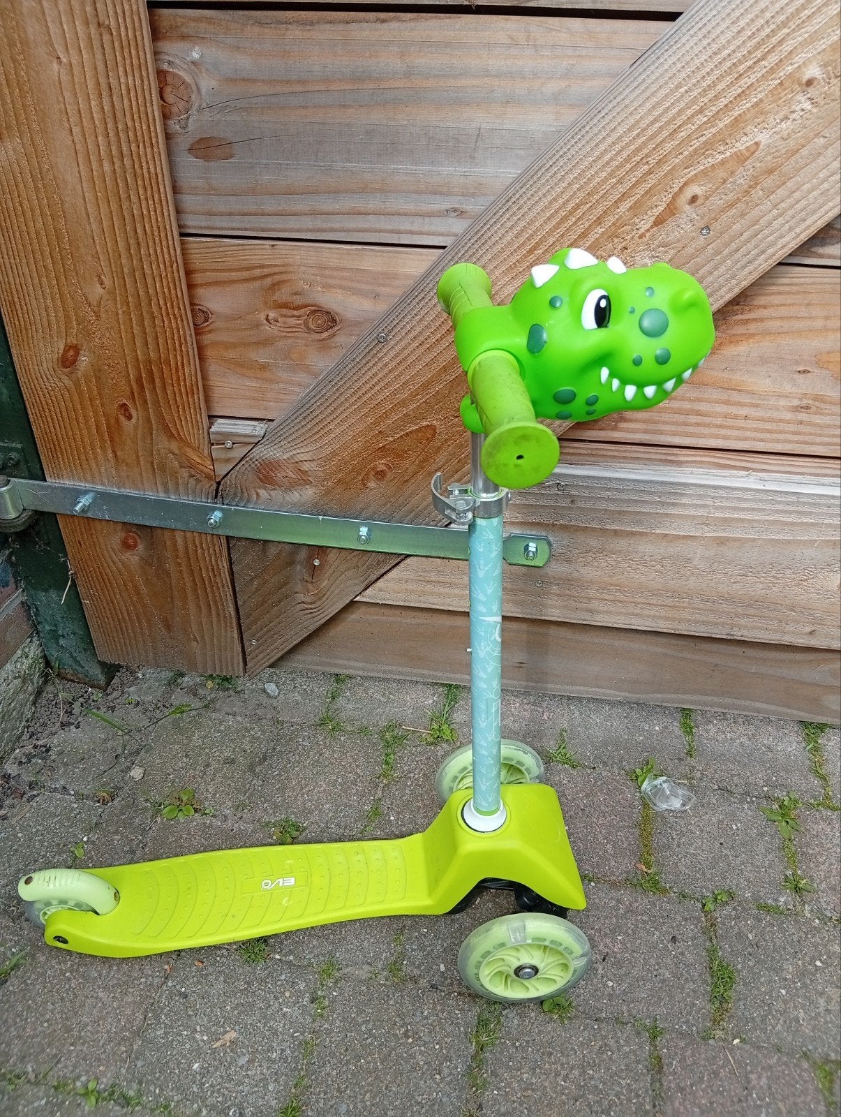 Groene Dino step, Ophalen of Verzenden