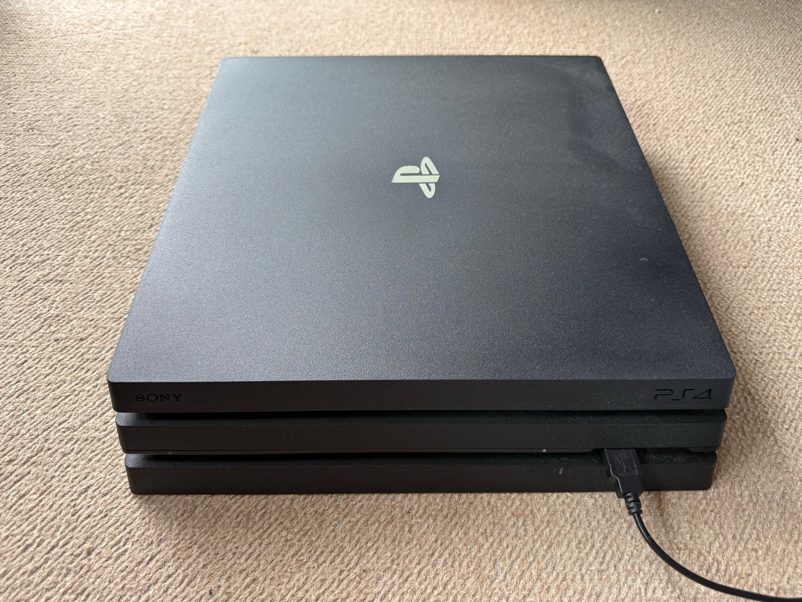 Sony PlayStation 4 Pro 1TB met 2 controllers, Gebruikt, Met 2 controllers, Ophalen of Verzenden, 1 TB