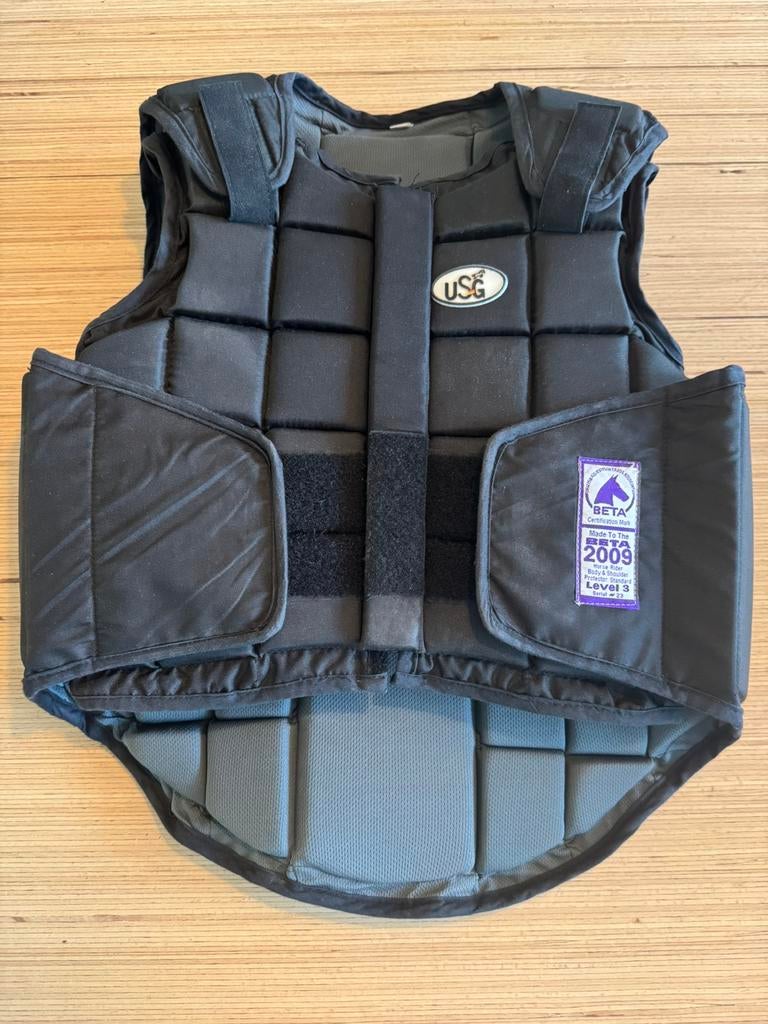 Bodyprotector USG Flex zwart level 3 maat XL kids met Hoes, Ophalen of Verzenden, Zo goed als nieuw