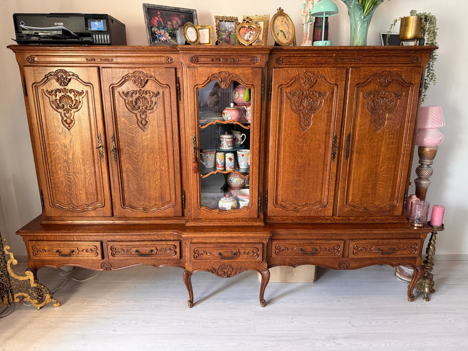 Antieke Eiken Kast met Vitrine  queen ann- Demontabel zwaar, Antiek en Kunst, Ophalen