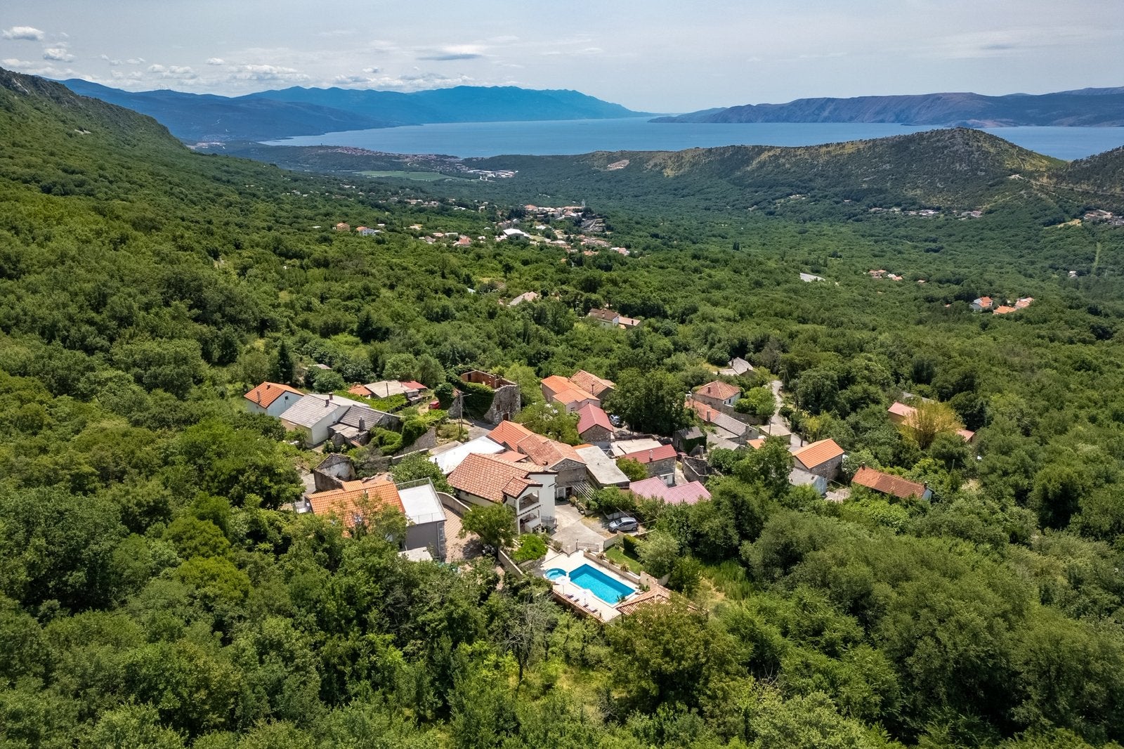 TE KOOP: Mooie villa met potentie in Bribir (Kroatie), Vakantie, Vakantiehuizen | Kroatië, Tuin, 4 of meer slaapkamers, Bemiddelingsbureau