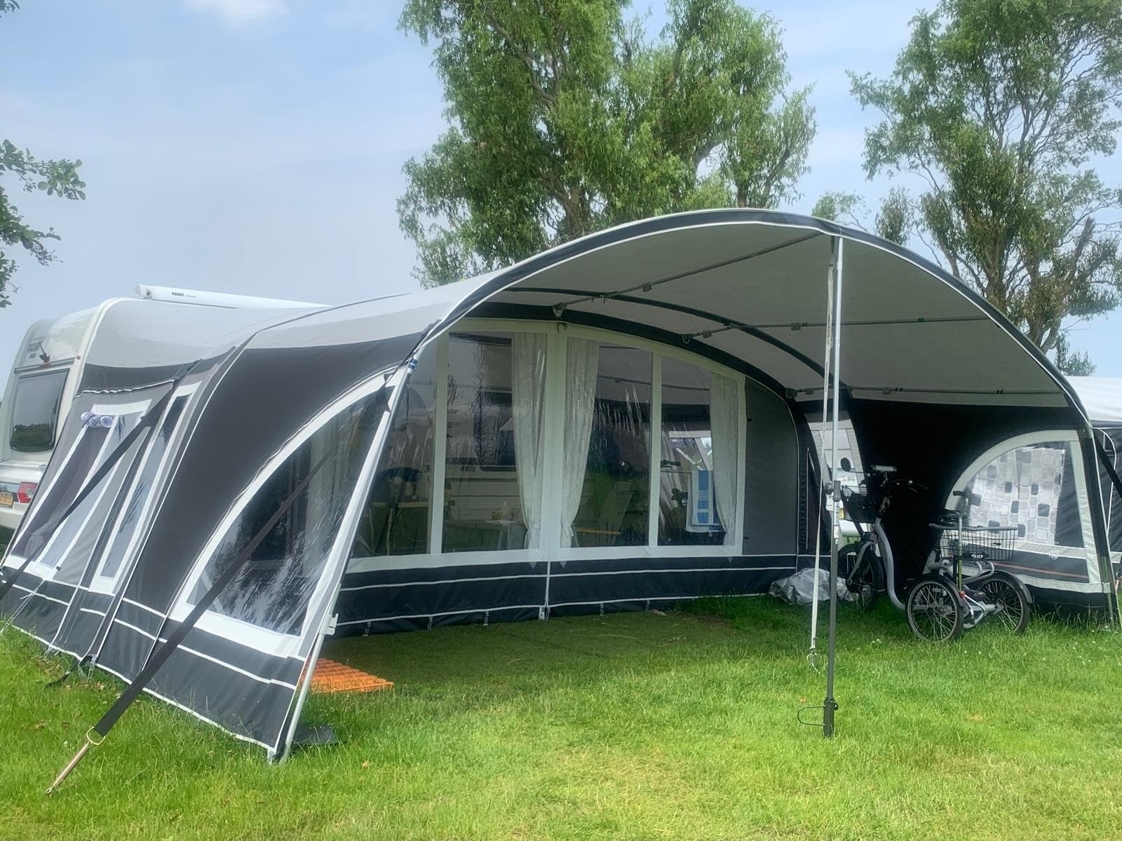 Fendt Bianco Selection 465 TG - VERKOCHT, Caravans en Kamperen, Treinzit, Particulier, Luifel, Overige typen