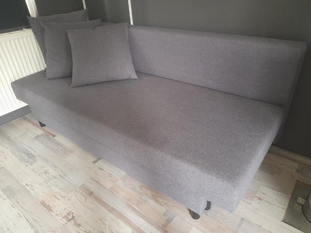 Slaapbank, Huis en Inrichting, Ophalen, Driepersoons, Zo goed als nieuw, Rechte bank