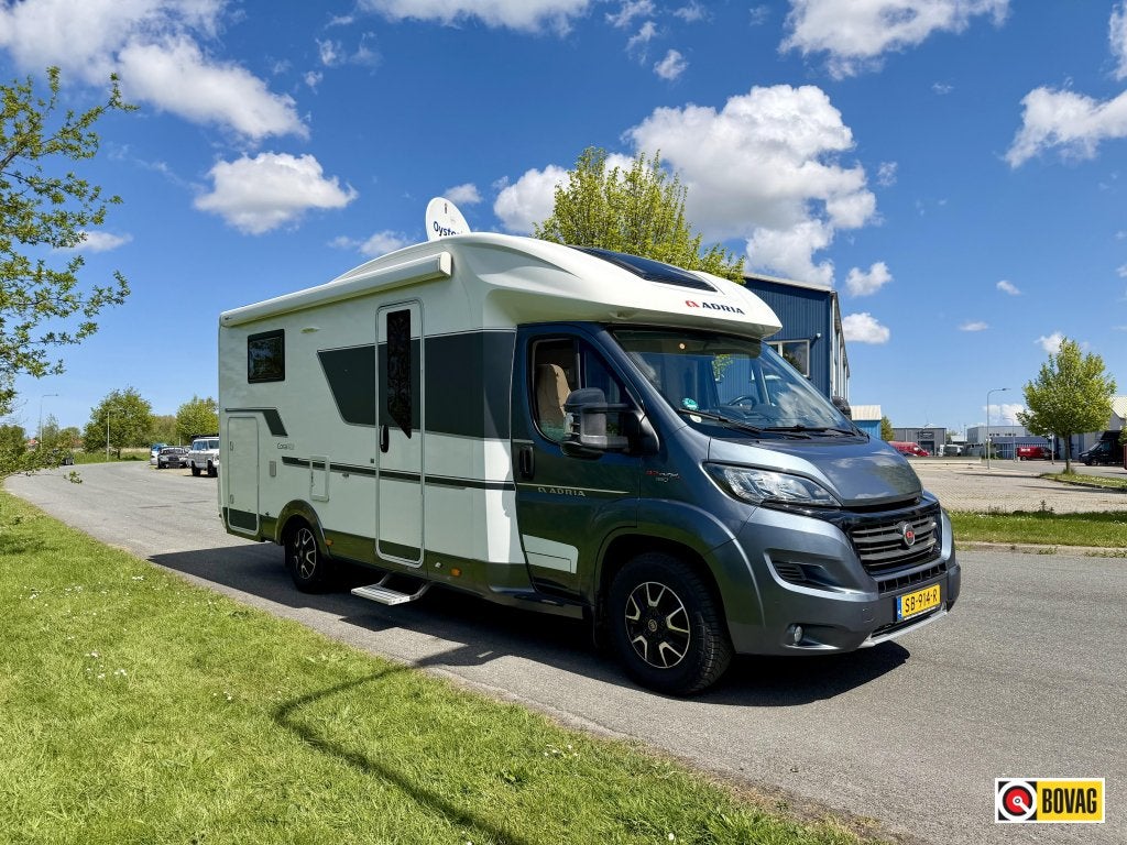 Adria Coral Plus 600 SL, Caravans en Kamperen, Automaat, Fiat, 6 tot 7 meter, Diesel