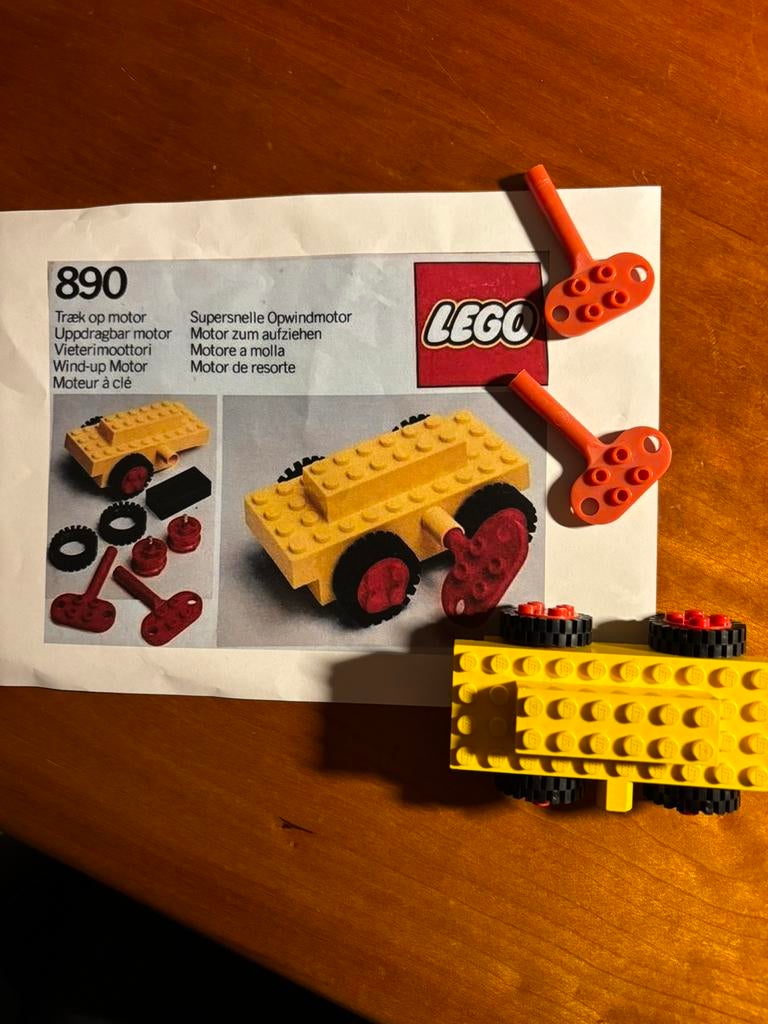 Lego wind-up motor 1981, Ophalen of Verzenden, Zo goed als nieuw