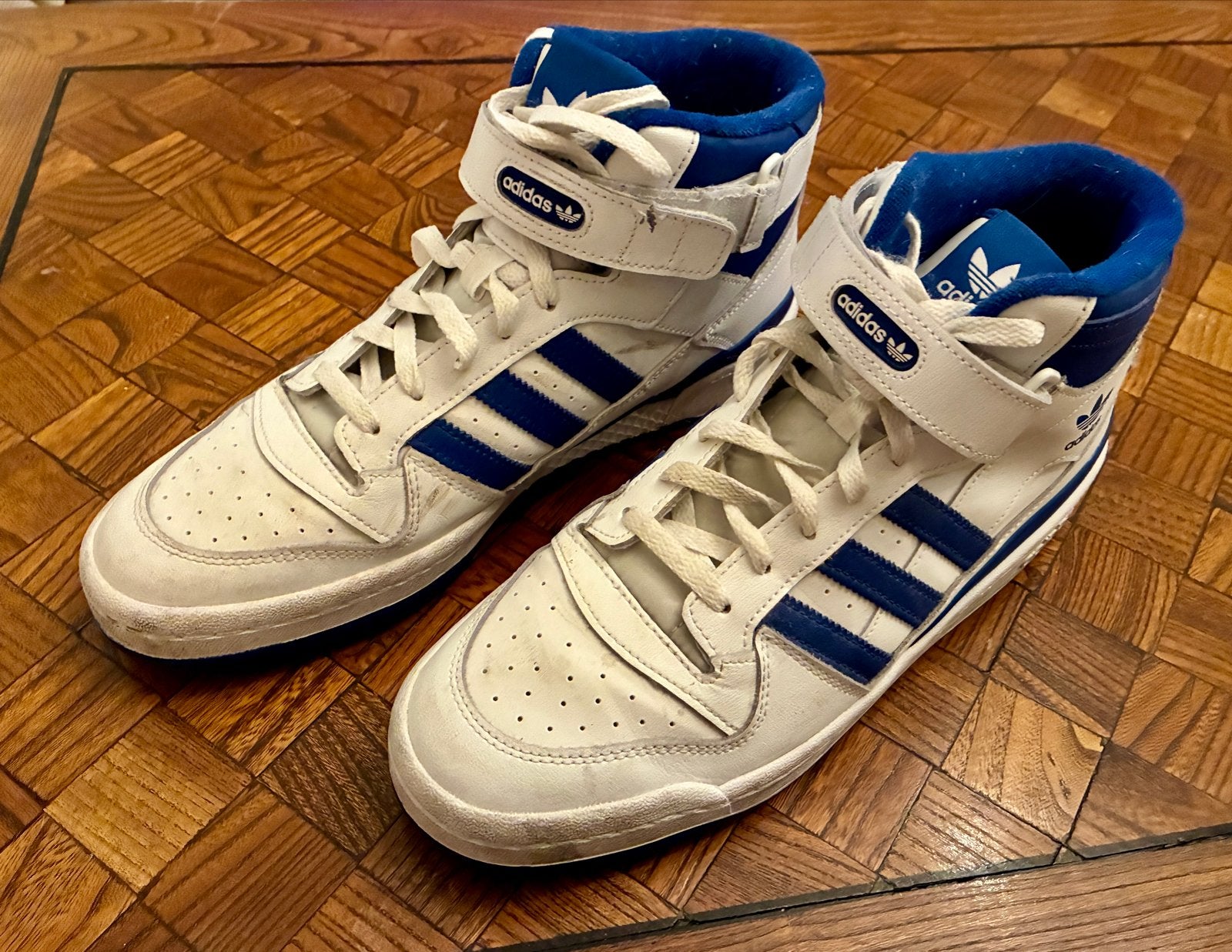 Adidas Forum Mid sneakers - Zo goed als nieuw, Kleding | Heren, Ophalen of Verzenden, Zo goed als nieuw, Wit, Sneakers of Gympen