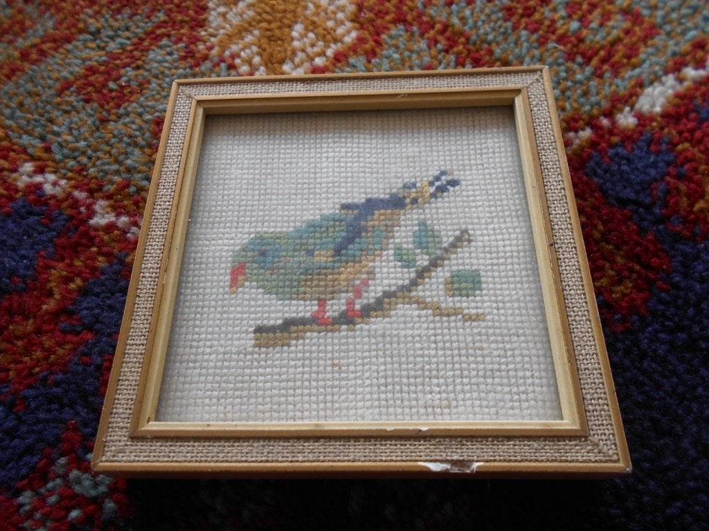 geborduurd vogeltje in lijstje, Gebruikt, 93 cm, Meerkleurig, Textiel