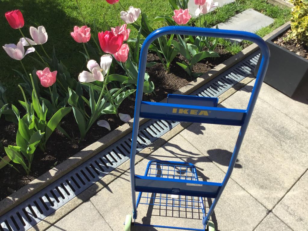 Steekwagentje Ikea, Minder dan 60 liter, Ophalen, Zo goed als nieuw, Steekwagen