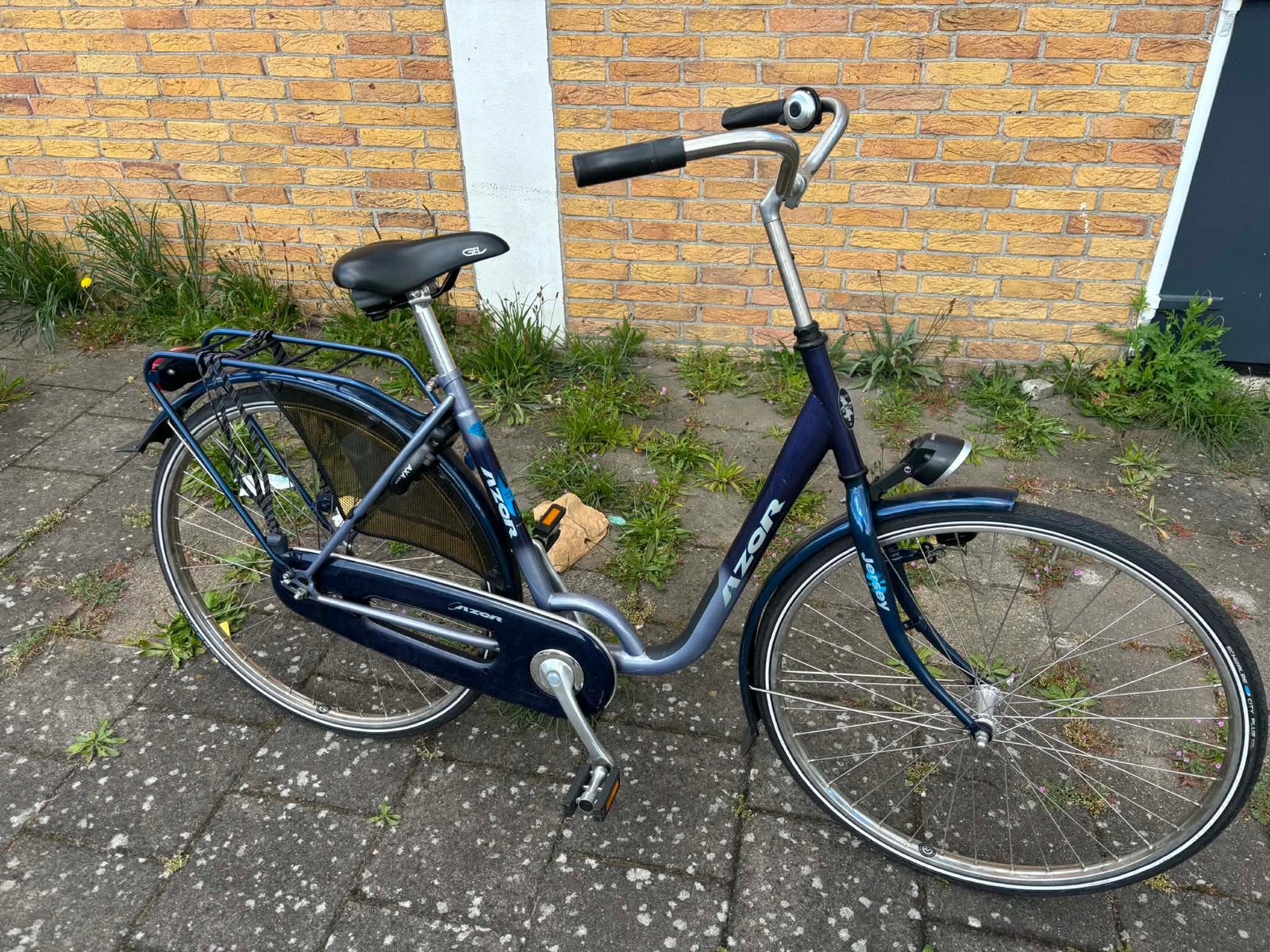 Omafiets Damesfiets Azor 28 inch banden, Fietsen en Brommers, Fietsen | Dames | Damesfietsen, Ophalen, Gebruikt