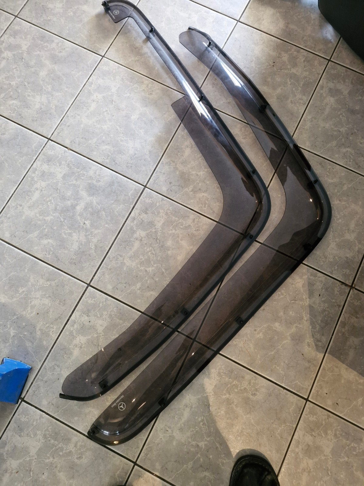2x Windvanger Mercedes Actros 2019 en later, Ophalen