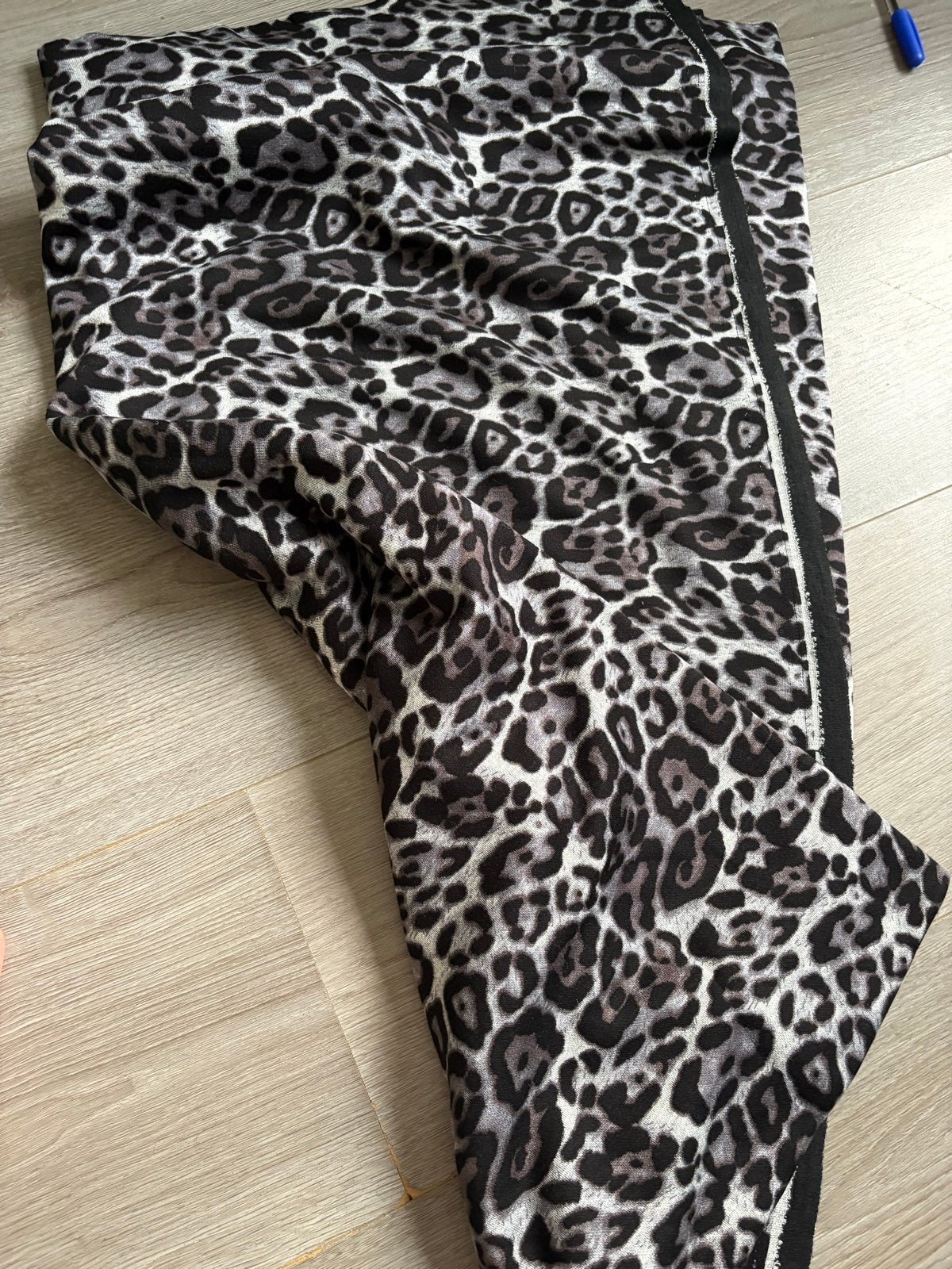Stijlvolle Leopard Print Broek - Maat M, Maat 38/40 (M), Zwart, Ophalen of Verzenden, Zo goed als nieuw