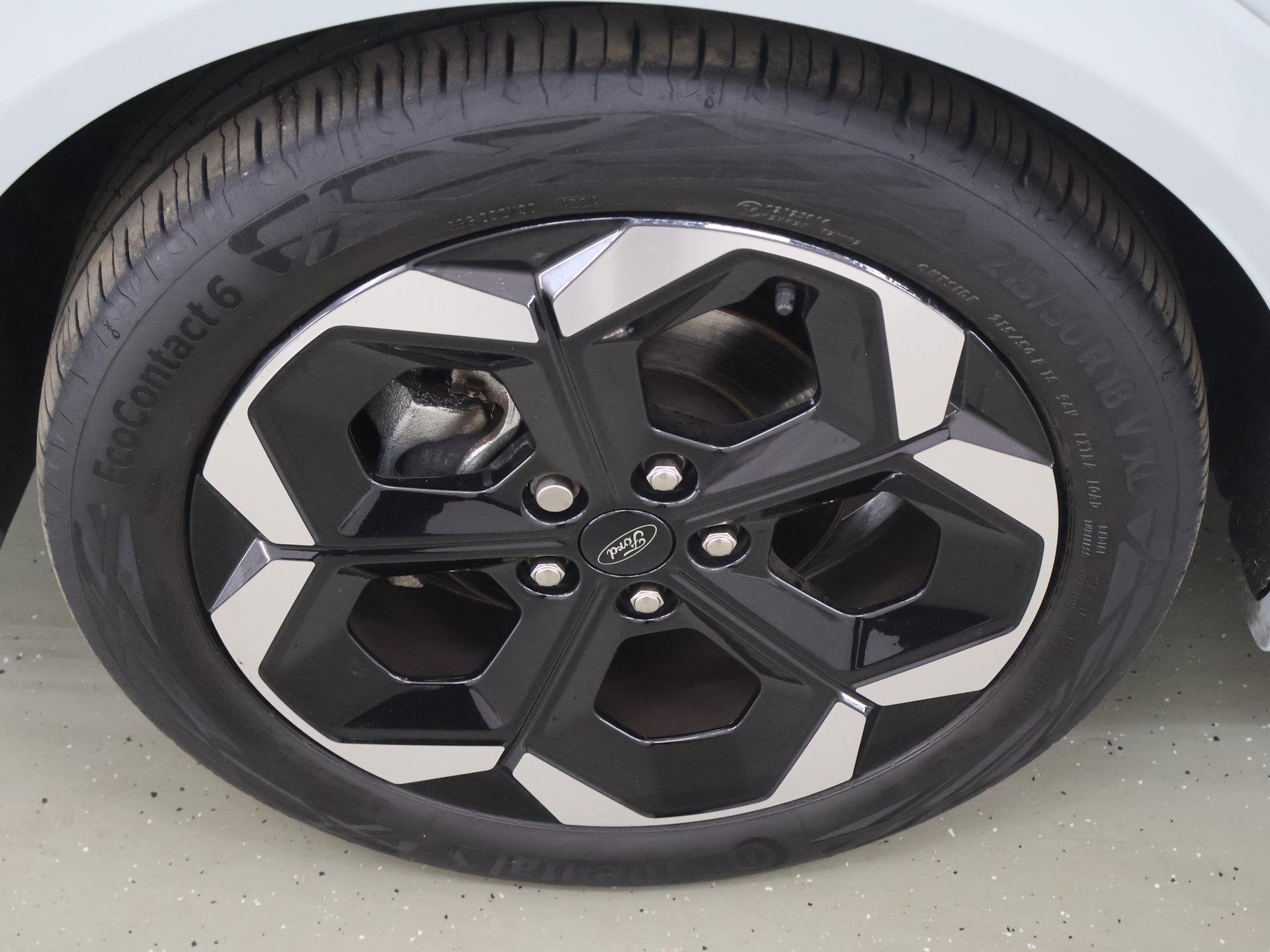 Foto 37 van Ford Puma 1.0 EcoBoost Hybrid ST-Line X | Trekhaak | Winterp