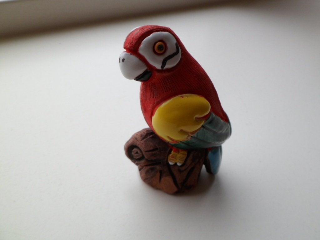 Beeldje papegaai 9 cm hoog, Ophalen of Verzenden, Zo goed als nieuw, Mens