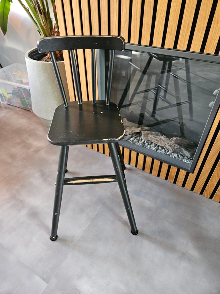 Ikea Agam kinderstoel - opknapper met anti-kras viltjes, Ophalen of Verzenden, Gebruikt, Overige typen