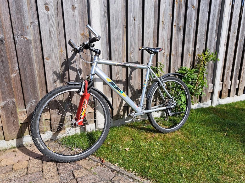 Mountainbike Manitou met Michelin banden, Ophalen of Verzenden