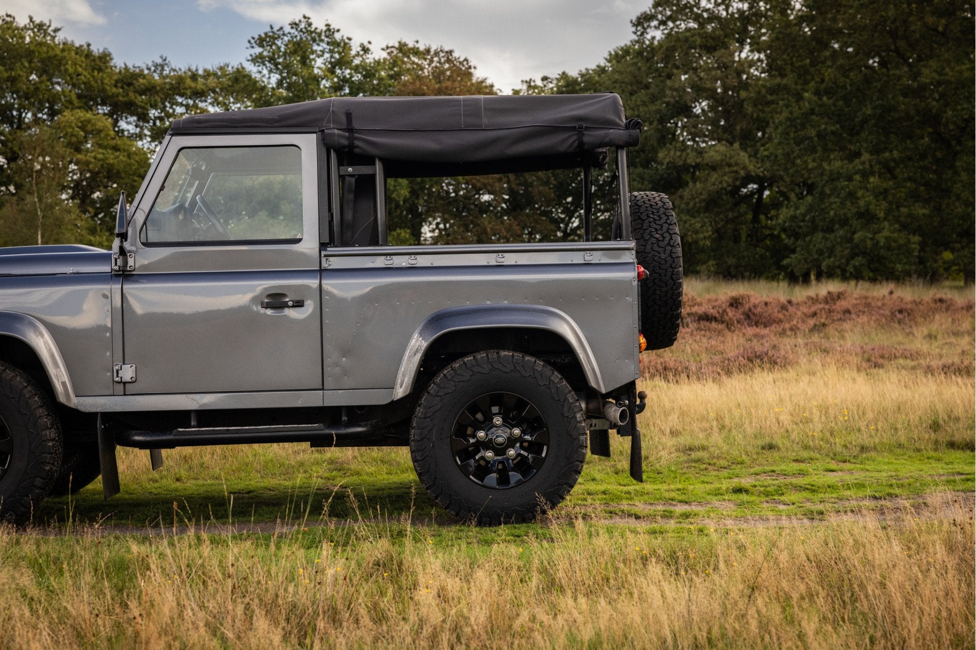 Land Rover Defender 2.2Tdci Soft Top Vol opties (bj 2015), Auto's, Euro 5, 4 cilinders, Elektrische ramen, 122 pk