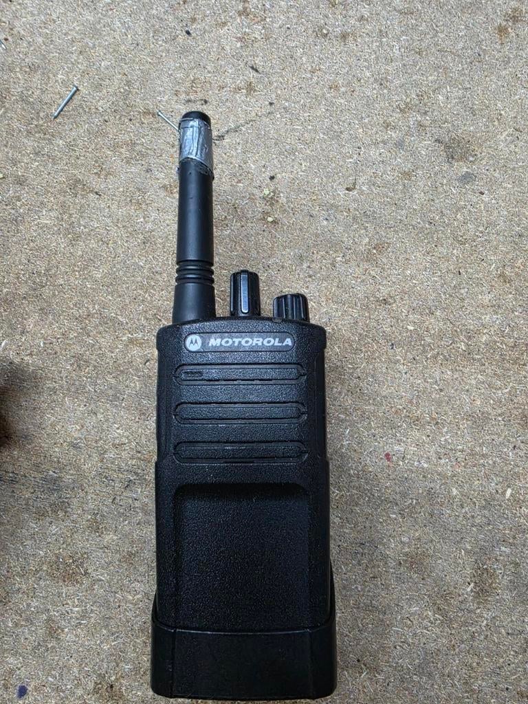 Motorola XT420 Portofoon - Robuust en Betrouwbaar, 5 tot 15 km, Ophalen of Verzenden, Zo goed als nieuw, Portofoon of Walkie-talkie