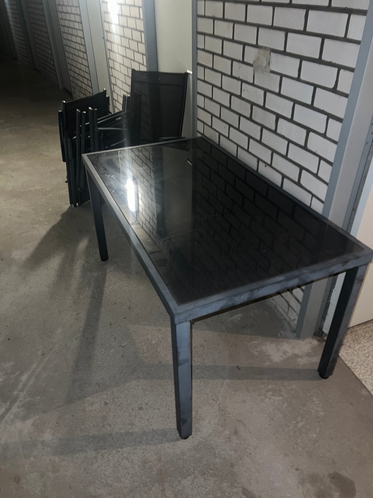 Tuinset: 1 tafel en 4 stoelen, Tuin en Terras, Tuinsets en Loungesets, Ophalen, 4 zitplaatsen, Gebruikt, Eettafel