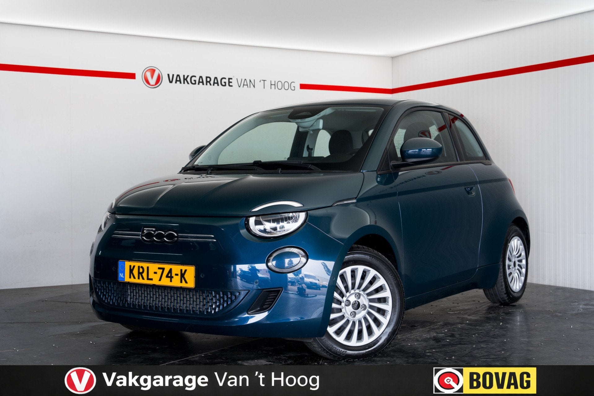 Fiat 500 Urban 42 kWh (bj 2023, automaat), Stof, 23 min, 4 stoelen, 229 min