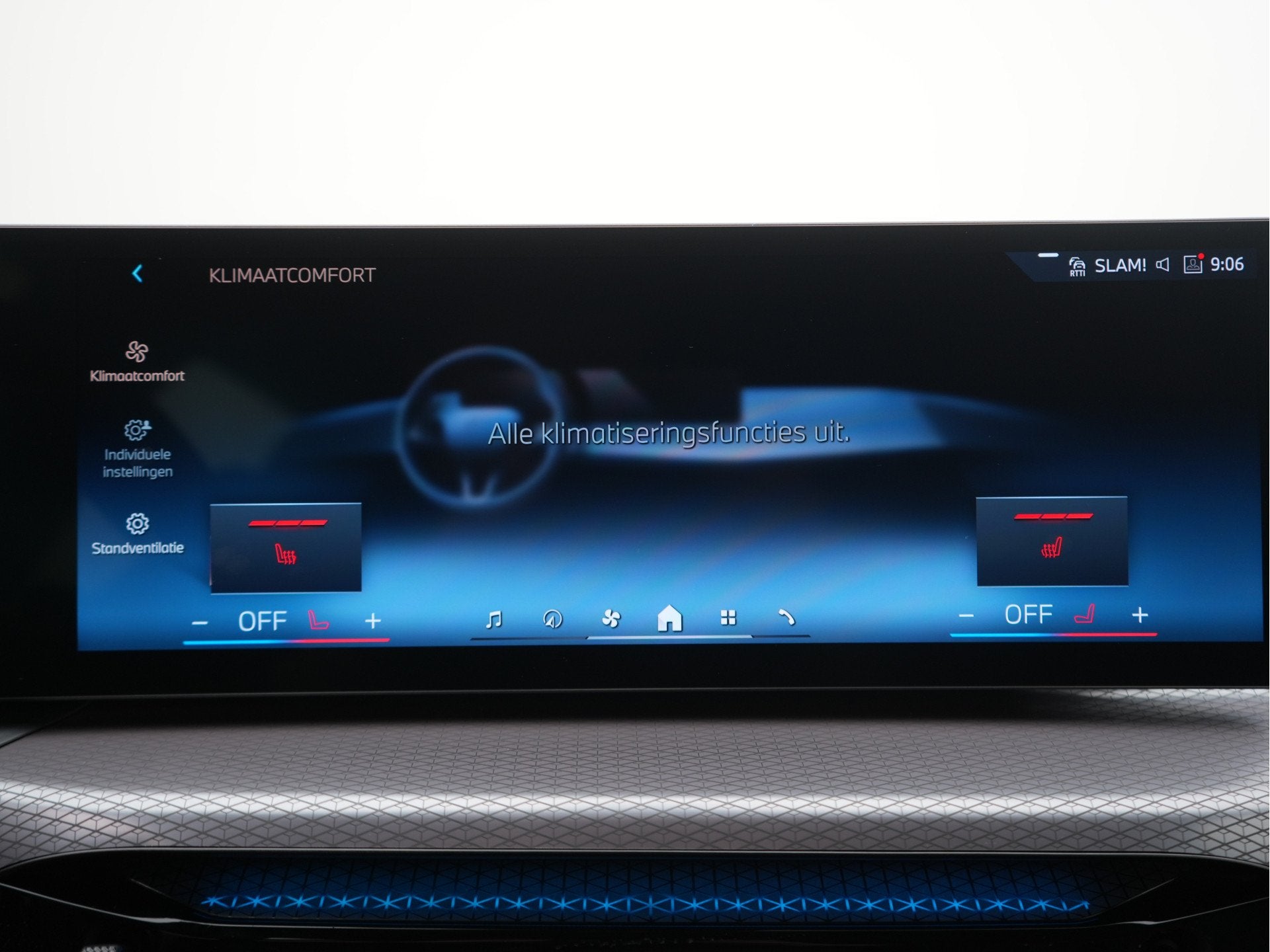 Foto 27 van BMW 3 Serie Touring 330i xDrive M-Sport | M-Performance Pack