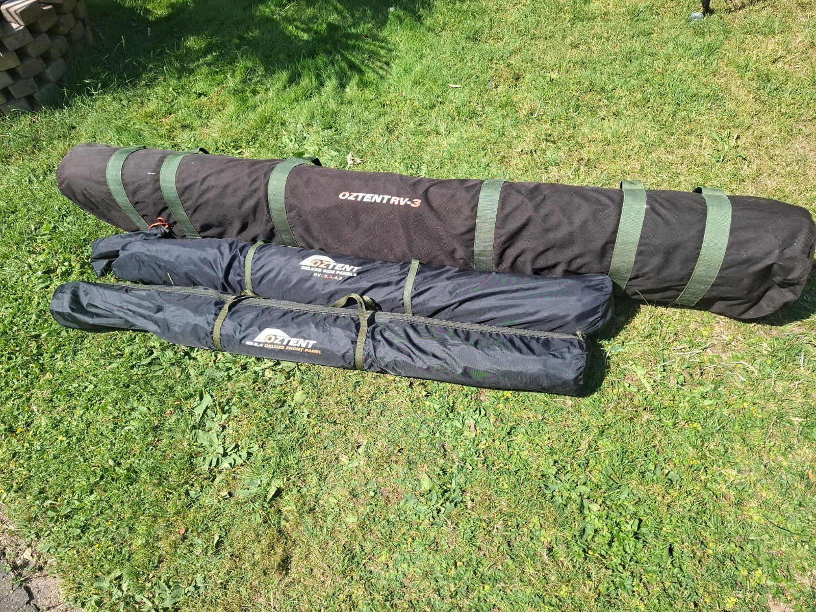 OZTENT RV3 240x200 Kampeertent - Reparatiestuk aanwezig, Ophalen