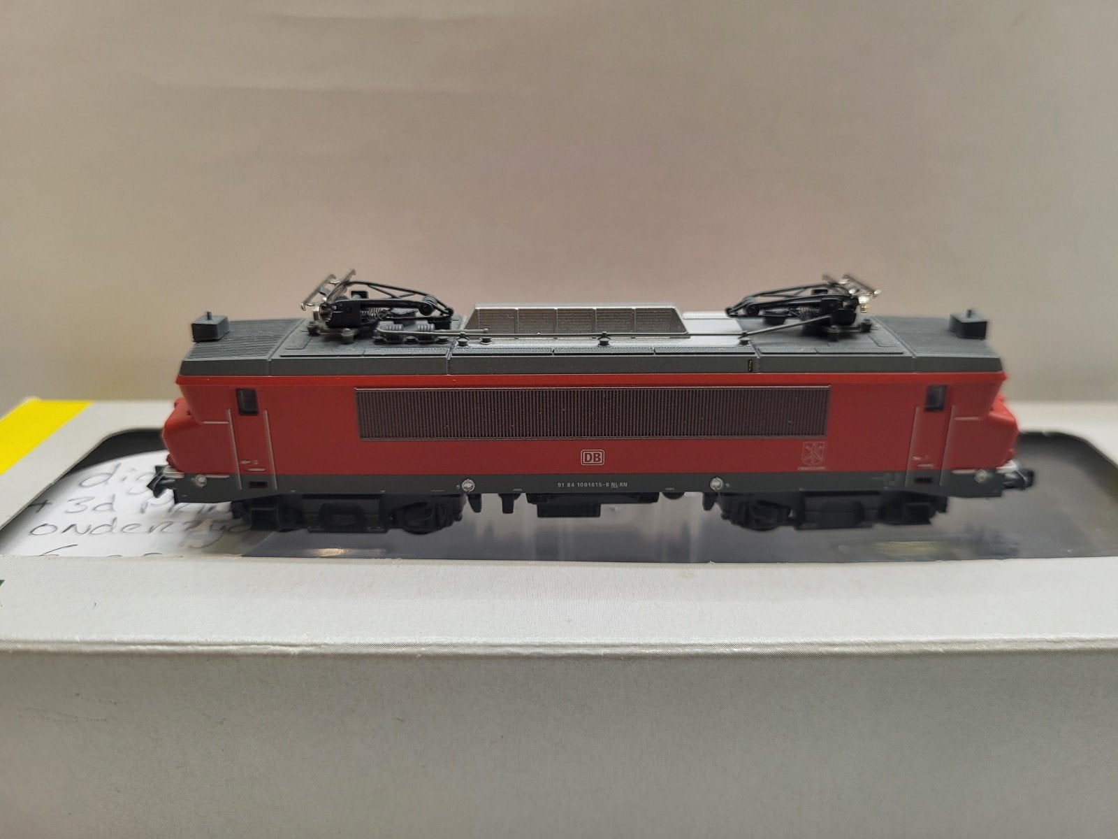 DB cargo 1600 digitaal van minitrix
de roc rijdt zeer netjes, Hobby en Vrije tijd, Modeltreinen | N-Spoor, Trix, Ophalen of Verzenden