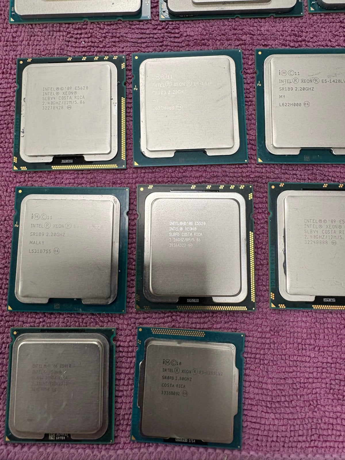 Partij van 29 Intel Xeon Processoren (Gold, Silver, E3, E5), Computers en Software, Processors, 6-core, Gebruikt, Intel, Intel