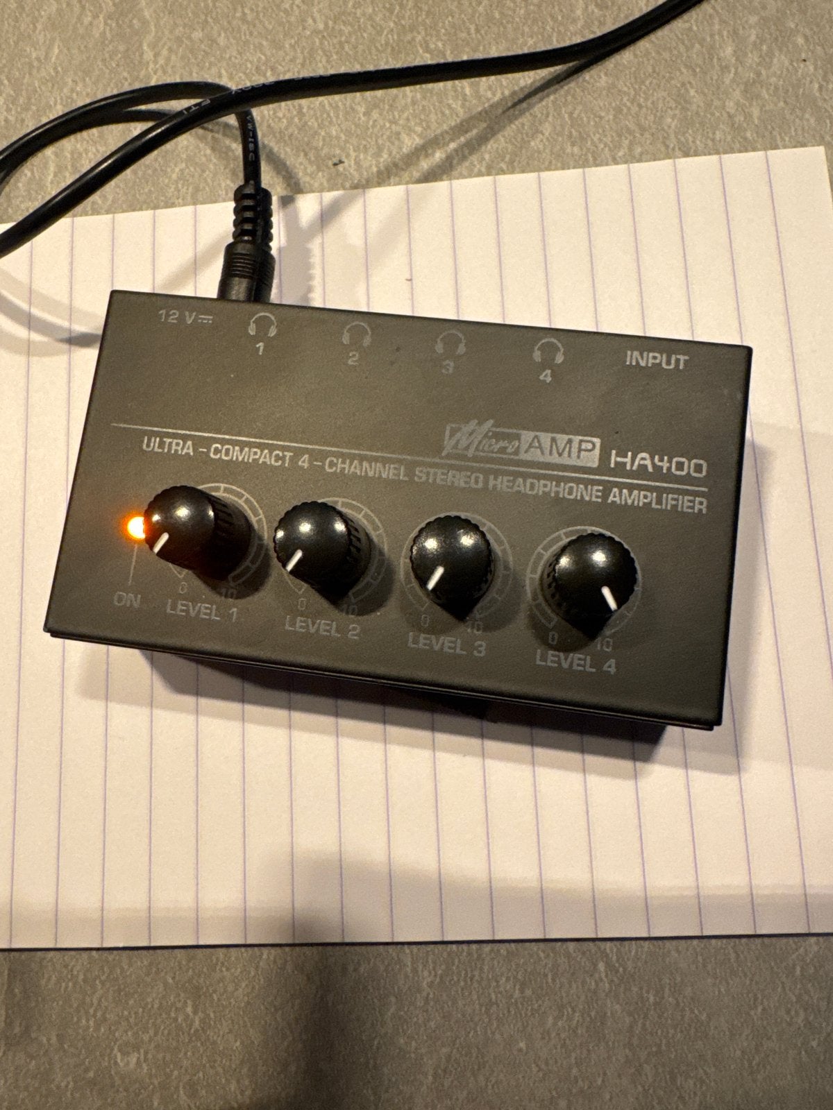 Behringer MicroAMP HA400 Hoofdtelefoonversterker, Overige merken, Ophalen of Verzenden, Zo goed als nieuw, Minder dan 60 watt