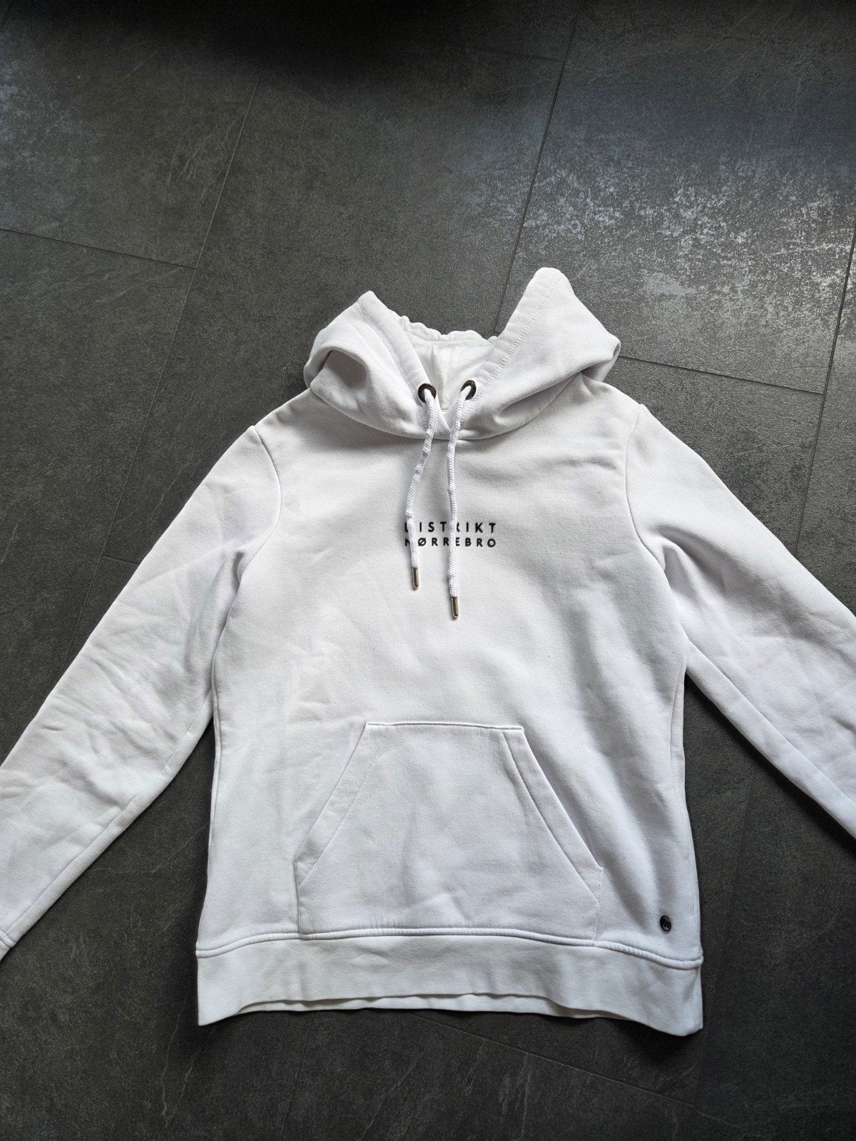 DISTRIKT NØRREBRO Hoodie Wit - Maat S, Wit, Ophalen of Verzenden, Distrikt Nørrebro, Gedragen