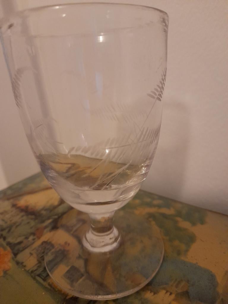 Antiek glaasje met gravure, Antiek en Kunst, Ophalen of Verzenden