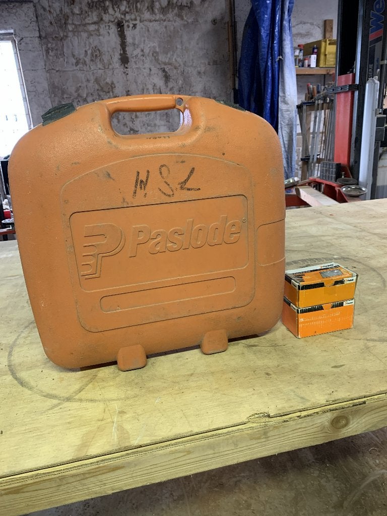 Paslode IM250A Impulse Gas-Afwerktacker, Ophalen, Gebruikt, Gereedschapsset, Overige merken