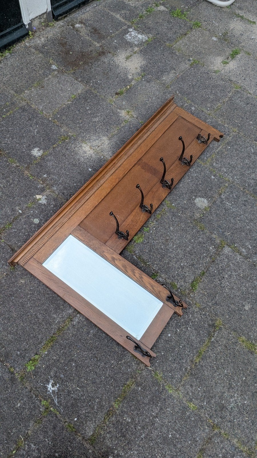 Antieke houten kapstok met spiegel en gietijzeren haken, Gebruikt, Minder dan 100 cm, Hout, Ophalen