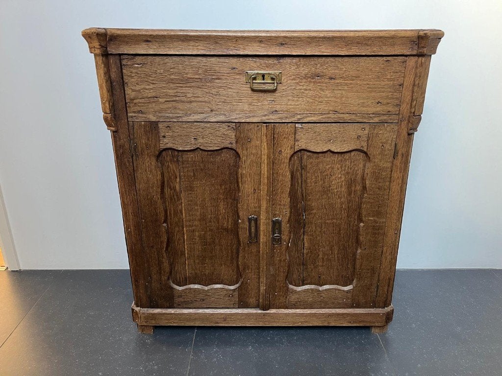 vintage eikenhouten kastje/commode, Ophalen