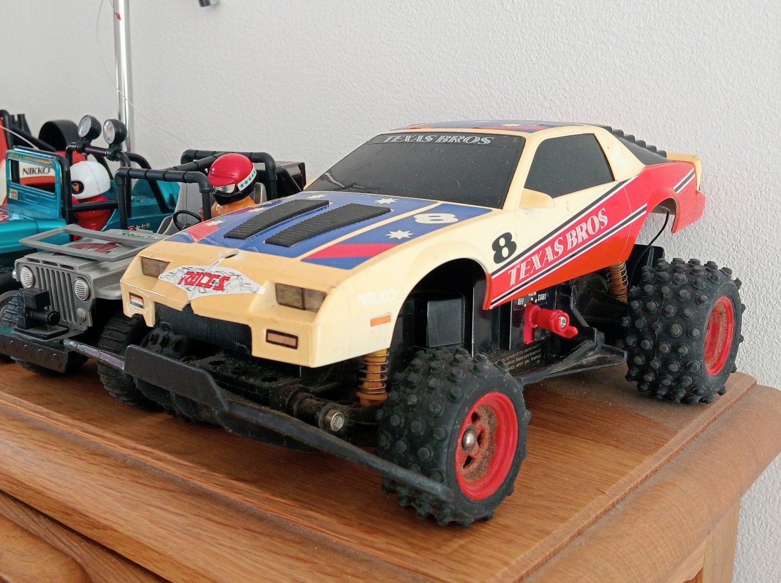Vintage RC Nikko Texas Bros scale 1:16, Ophalen of Verzenden, Gebruikt, Overige schalen, Onderdeel
