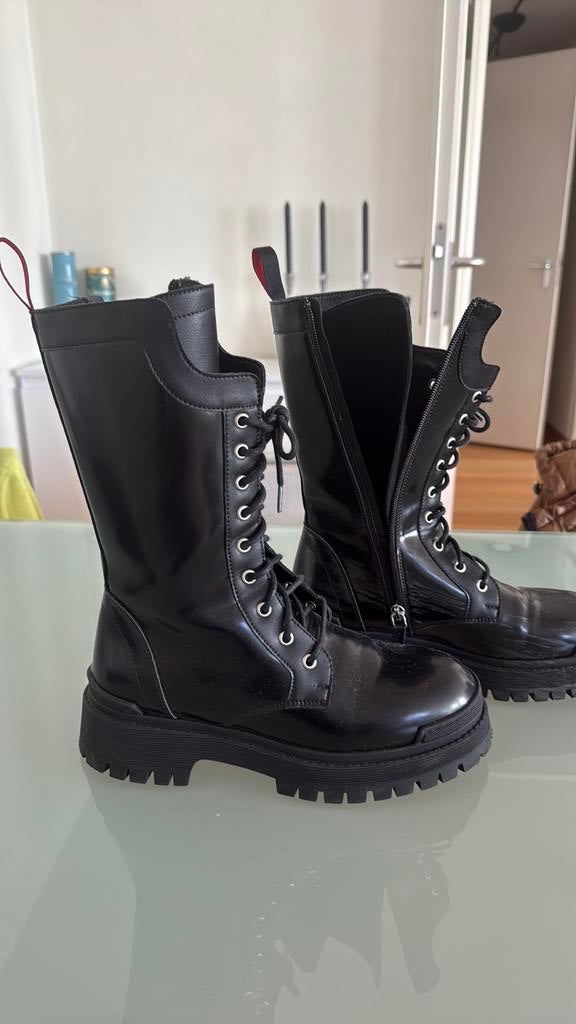 Boots Marella vegan, Ophalen of Verzenden, Zo goed als nieuw, Zwart