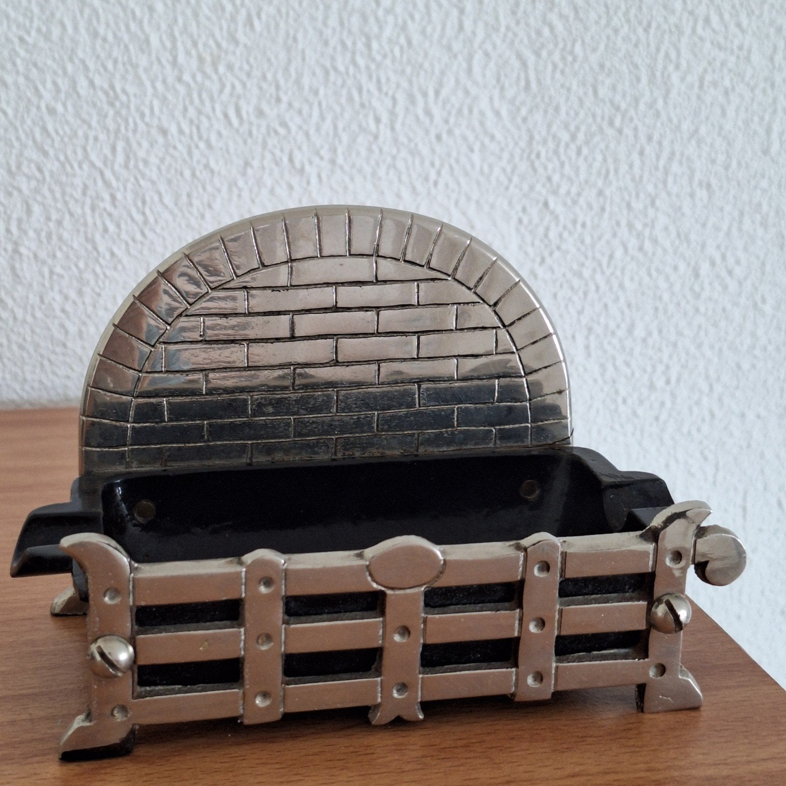 Becking Bongers Haard Ulft ijzeren asbak, Ophalen of Verzenden, Gebruikt, Asbak