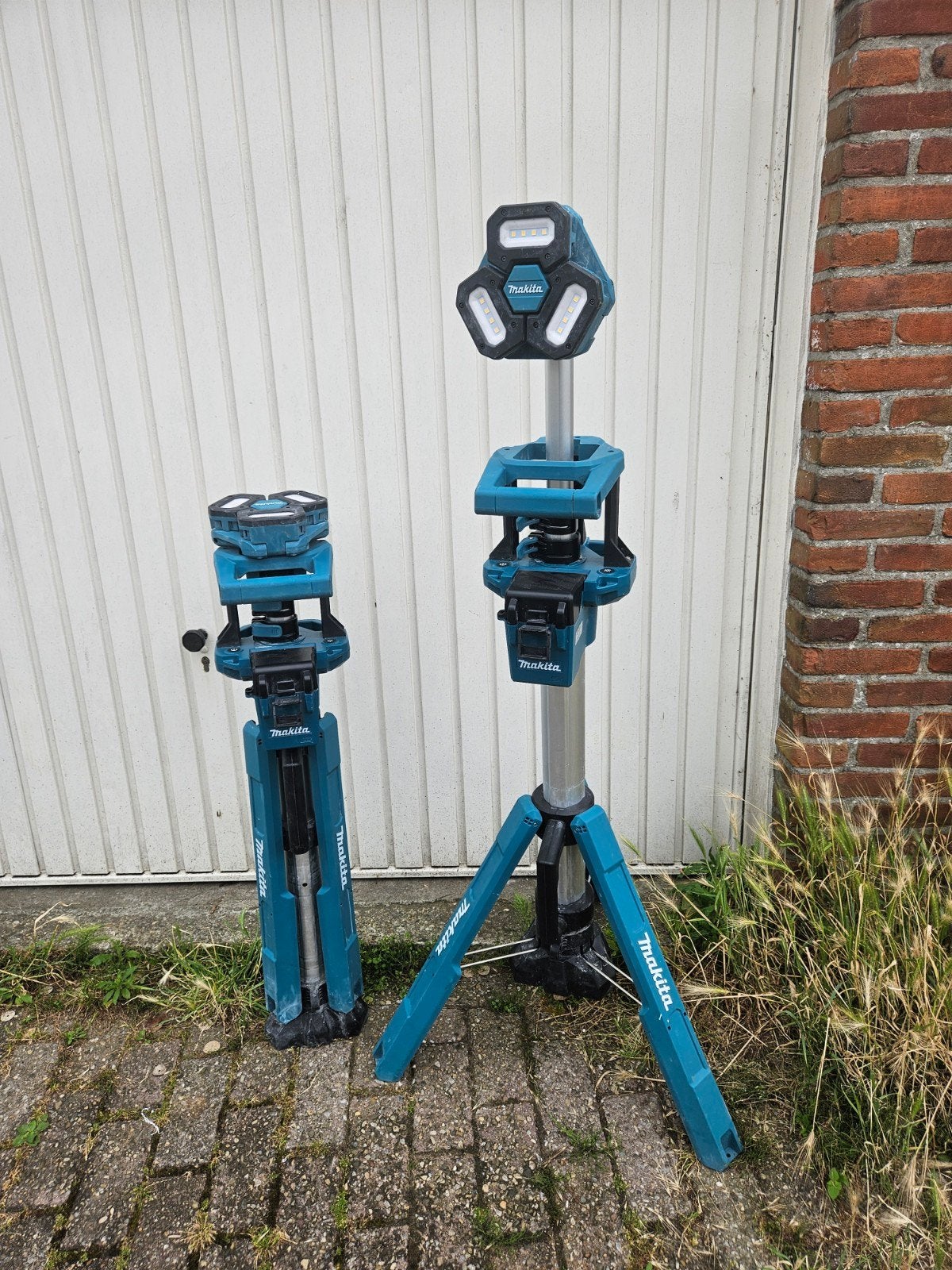 Makita bouwlampen DML805 en DML814, Ophalen, Minder dan 50 watt, Met statief