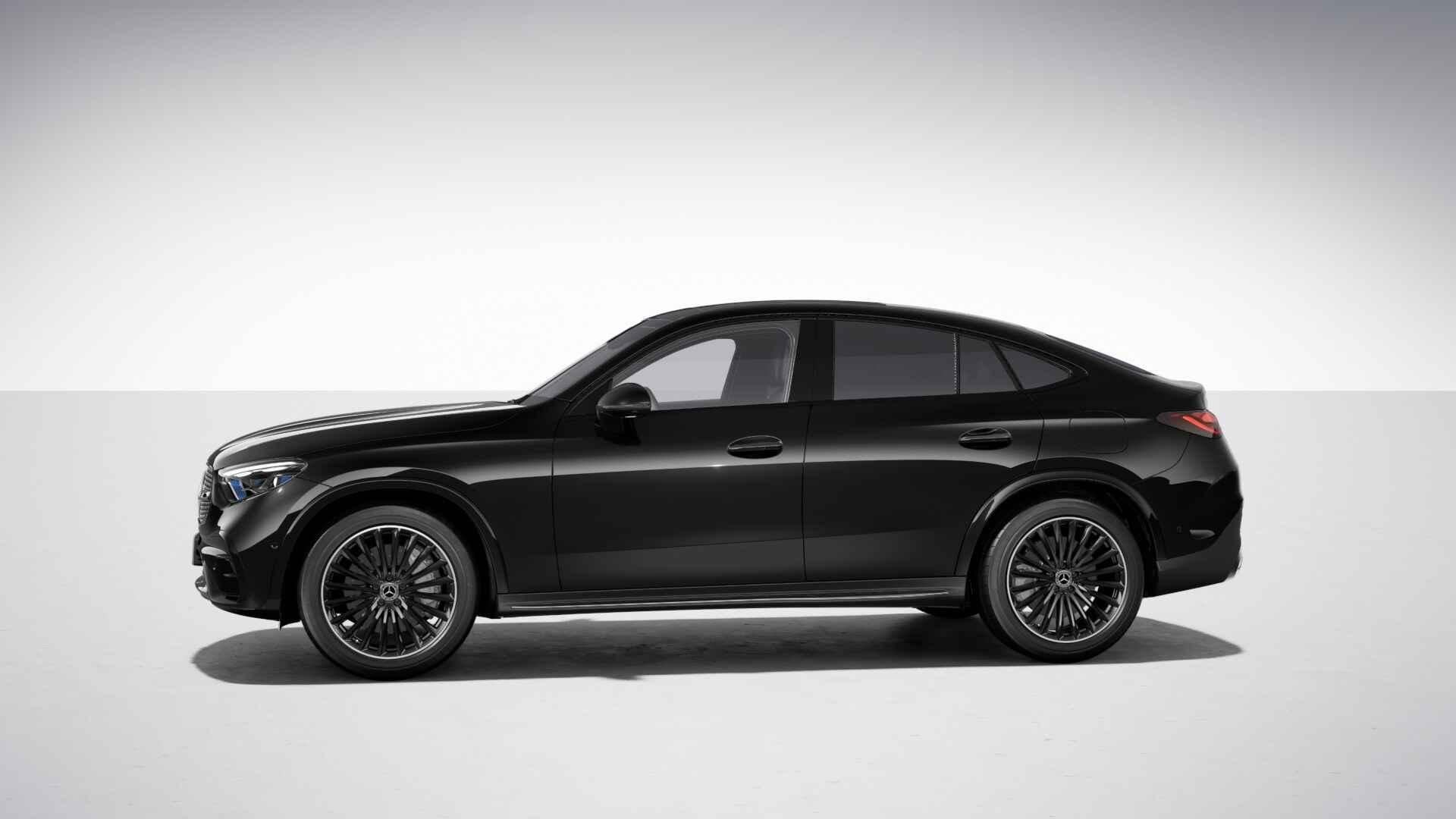 Mercedes-Benz GLC 300e 4MATIC Coupé Business Solution AMG M, Auto's, Automaat, 4 cilinders, Zwart, Plug-in hybride