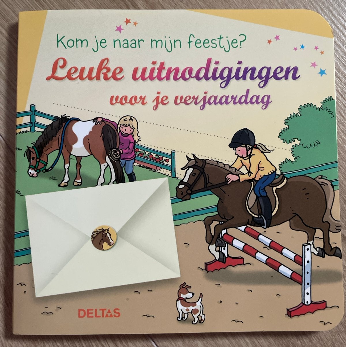 24 Leuke uitnodigingen voor kinderfeestje - Paarden thema, Ophalen of Verzenden, Nieuw, Feestartikel, Verjaardag