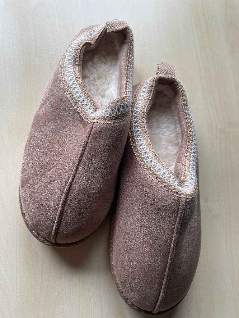 sloffen, Beige, Nieuw, Ophalen of Verzenden, Pantoffels of Sloffen