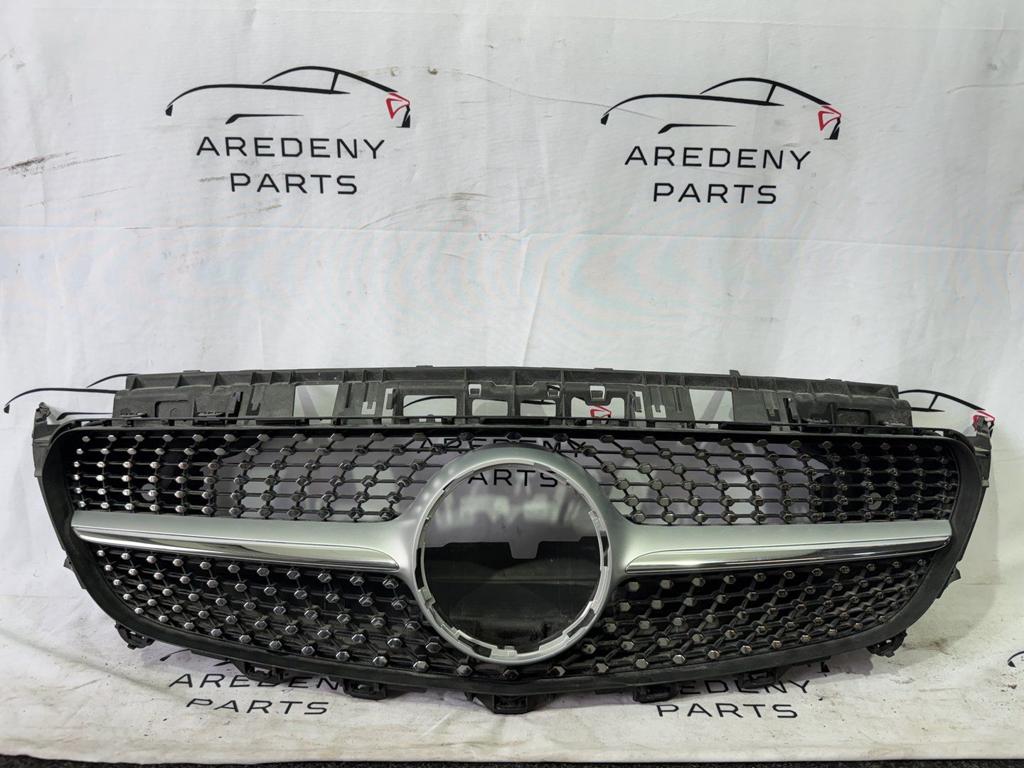 Mercedes E Klasse W213 W238 Diamond Grill Grille A2388880300, Gebruikt, -, Ophalen of Verzenden, -