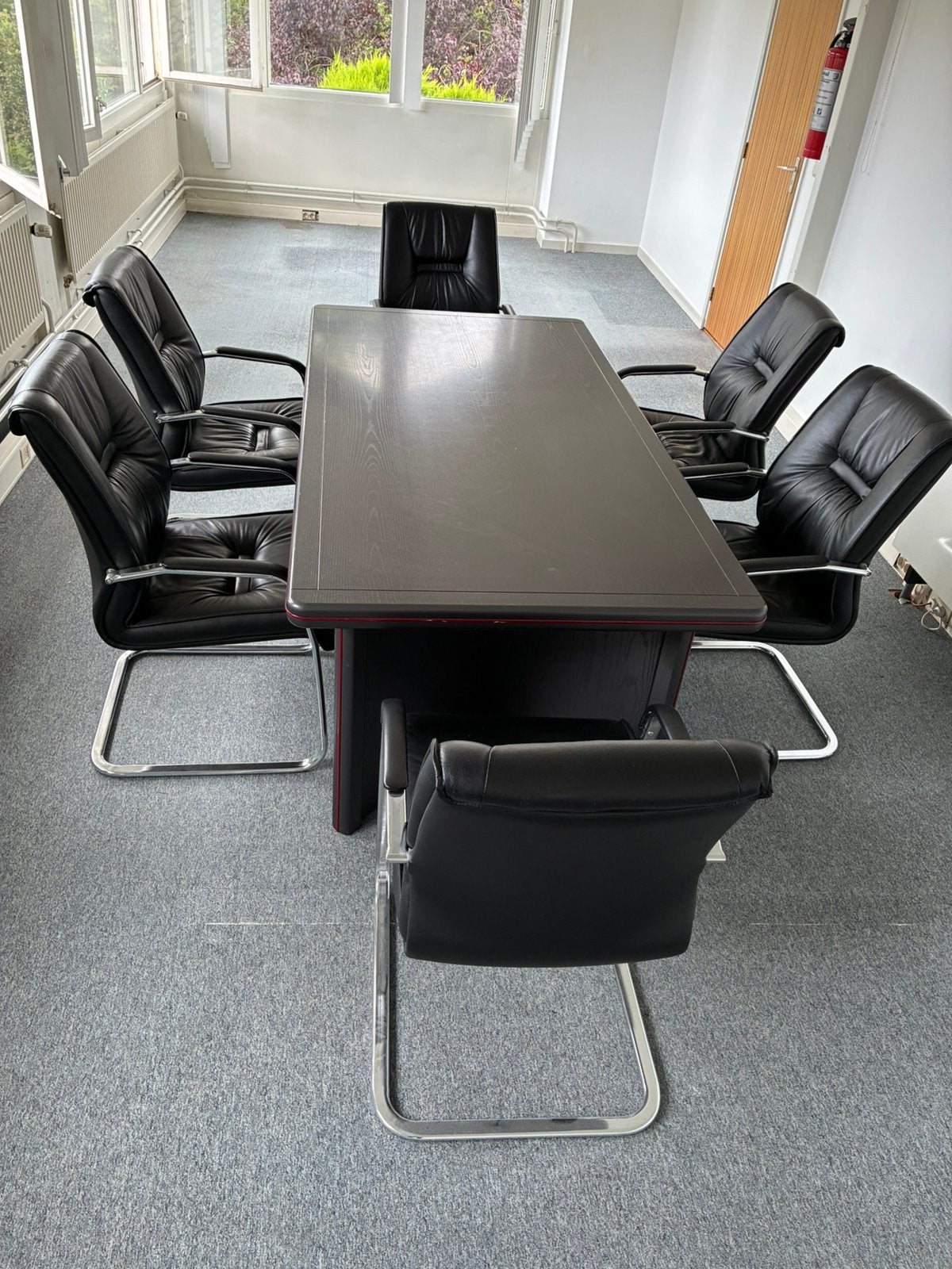 Vergadertafel met 6 lederen stoelen, Ophalen, Gebruikt, 100 tot 150 cm, 200 cm of meer